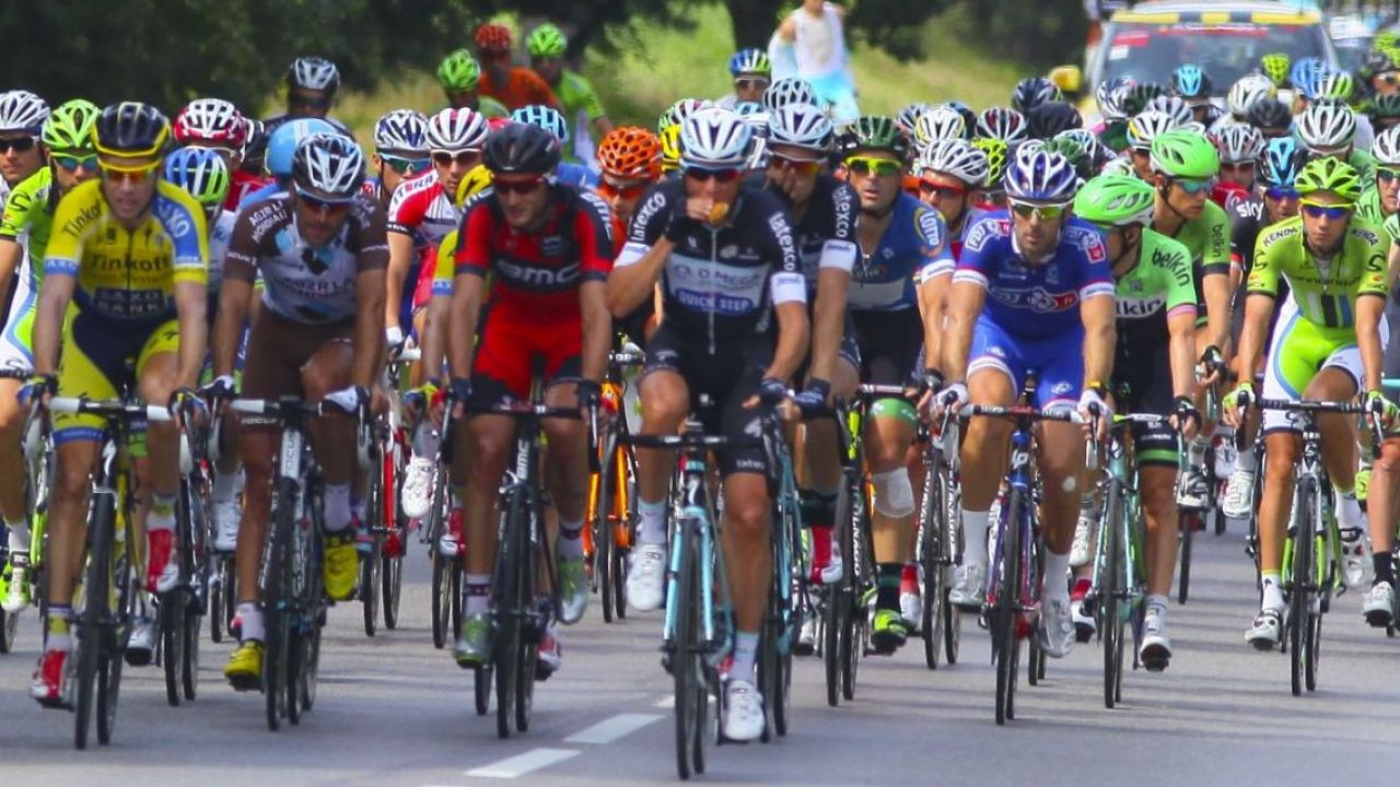 Kolarski peleton (fot. PAP)