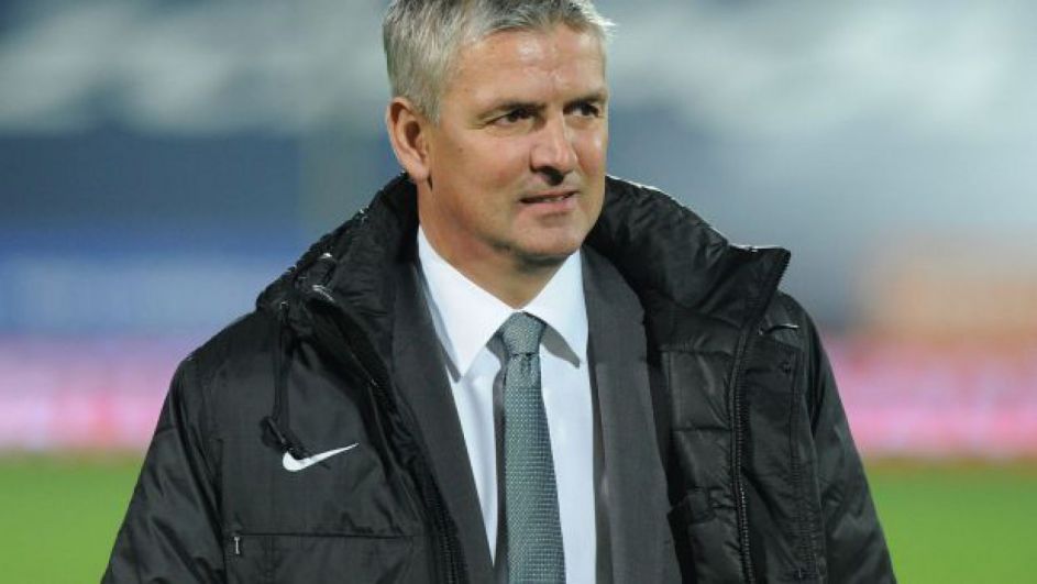 Między Wisłą Kraków a Dariuszem Wdowczykiem trwa spór sądowy, który dotyczy rozwiązania kontraktu z winy klubu (fot. PAP) Między Wisłą Kraków a Dariuszem Wdowczykiem trwa spór sądowy, który dotyczy rozwiązania kontraktu z winy klubu (fot. PAP)