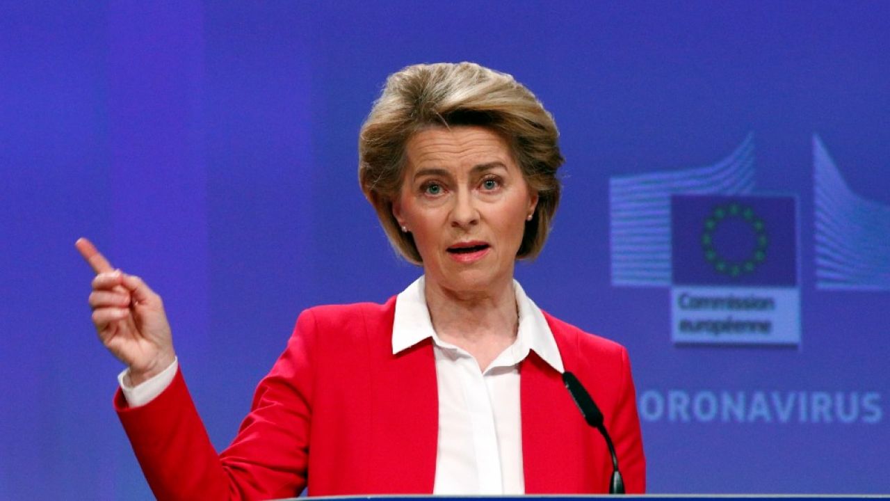 Szefowa KE Ursula von der Leyen wskazała, że nowy budżet UE ma uwzględniać epidemię koronawirusa (fot. PAP/EPA/FRANCOIS LENOIR / POOL) Szefowa KE Ursula von der Leyen wskazała, że nowy budżet UE ma uwzględniać epidemię koronawirusa (fot. PAP/EPA/FRANCOIS LENOIR / POOL)