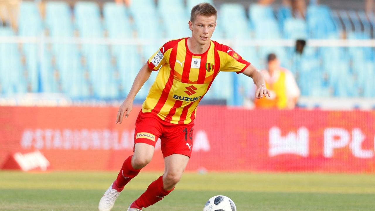 PKO Ekstraklasa. Jakub Żubrowski podpisał kontrakt z Zagłębiem Lubin